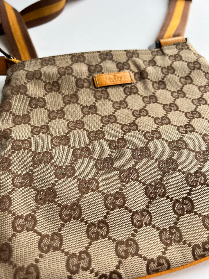 Gucci GG Sherry Canvas Messenger Bag