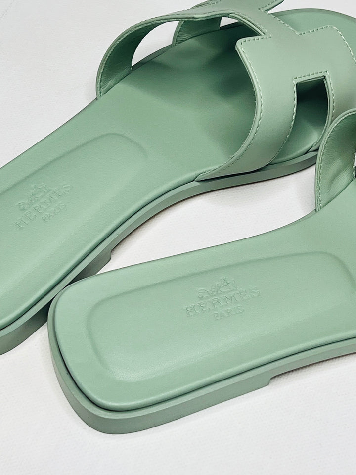 Hermes Oran Sandals in Vert d'eau - UK 5