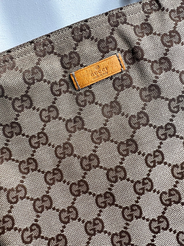 Gucci GG Sherry Canvas Messenger Bag