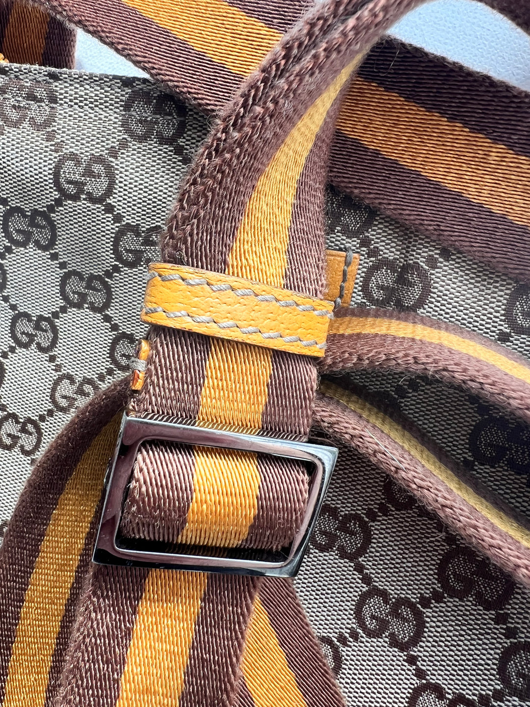 Gucci GG Sherry Canvas Messenger Bag