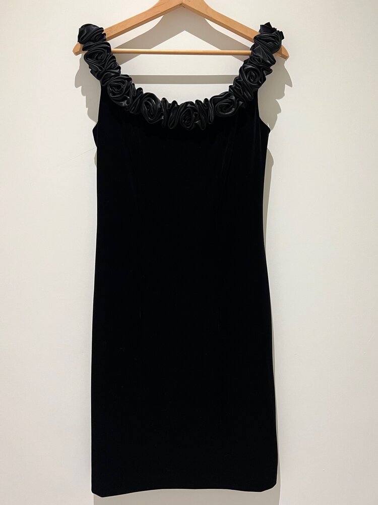 Gina Bacconi Black Off Shoulder Dress