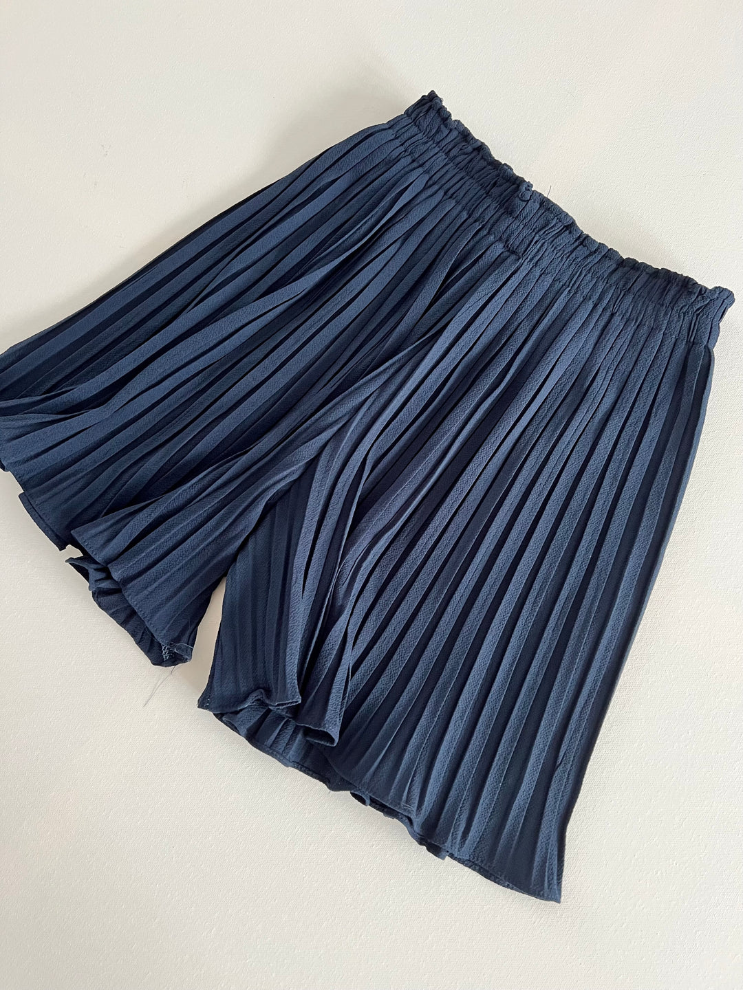 Sixties Pleated Blue Shorts