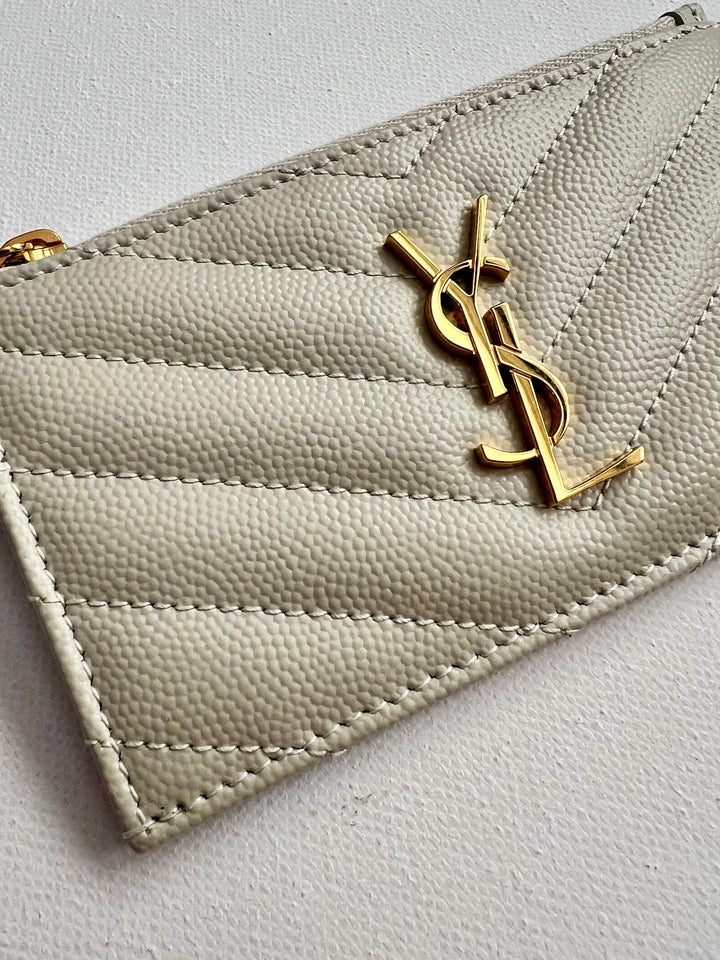 Saint Laurent Cassandre Fragments Zipped Card holder in Blanc Vintage