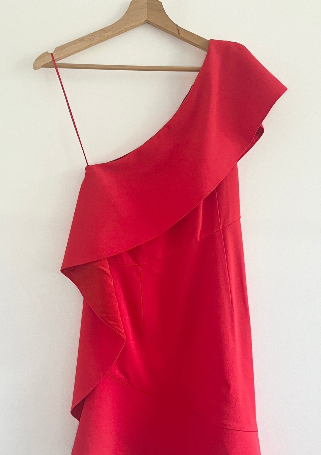 One shoulder Pinko dress in red