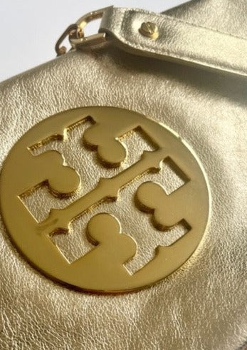 Tory burch bag on sale with gold chain